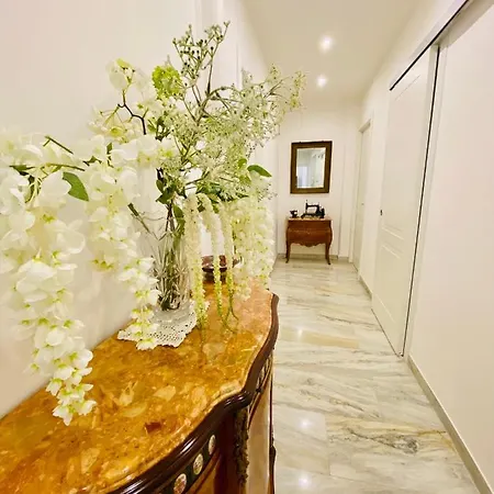Prati Di Borgo 아파트